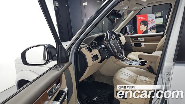 Land Rover Discovery 4 3.0 SDV6 HSE 2016 — фото 10