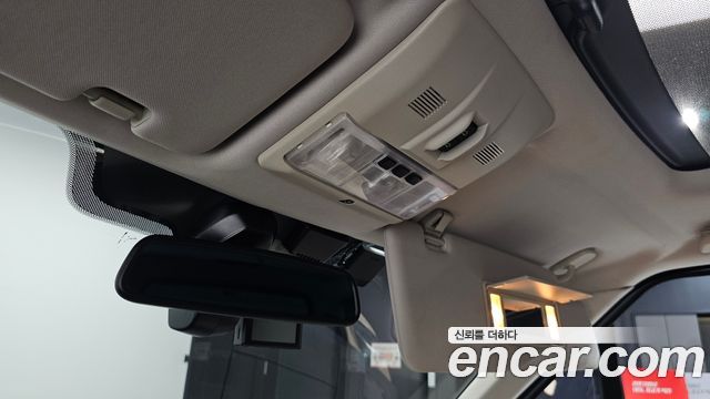 Land Rover Discovery 4 3.0 SDV6 HSE 2016 — фото 17