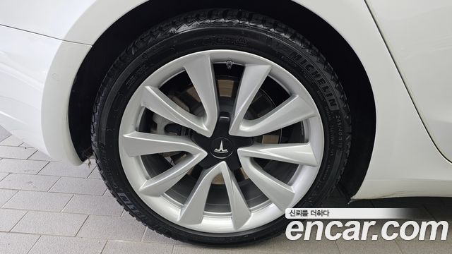 Tesla Model 3 Standard Range Plue RWD 2020 — фото 5