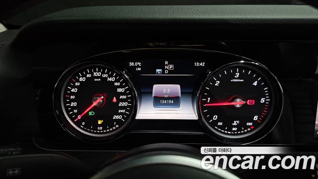 Mercedes-Benz E-Class (W213) E220d Avantgarde 2019 — фото 8