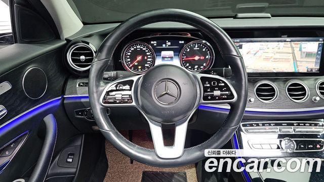 Mercedes-Benz E-Class (W213) E220d Avantgarde 2019 — фото 14