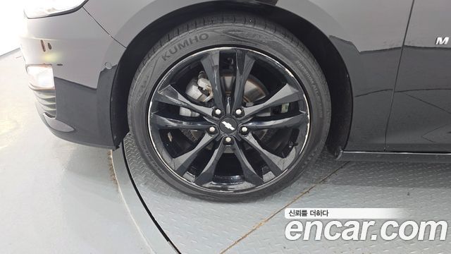 Chevrolet Malibu 2.0 Turbo Perfect Black 2019 — фото 5