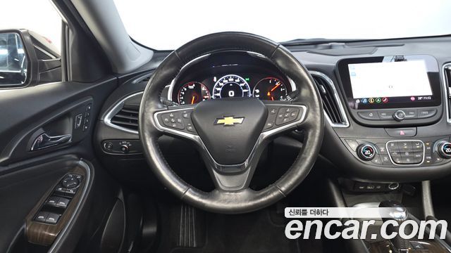 Chevrolet Malibu 2.0 Turbo Perfect Black 2019 — фото 12