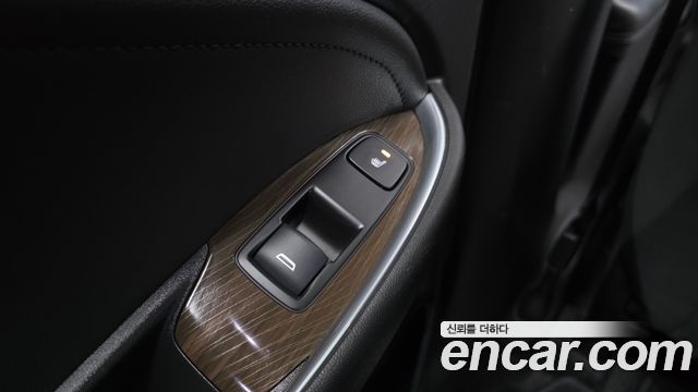 Chevrolet Malibu 2.0 Turbo Perfect Black 2019 — фото 19