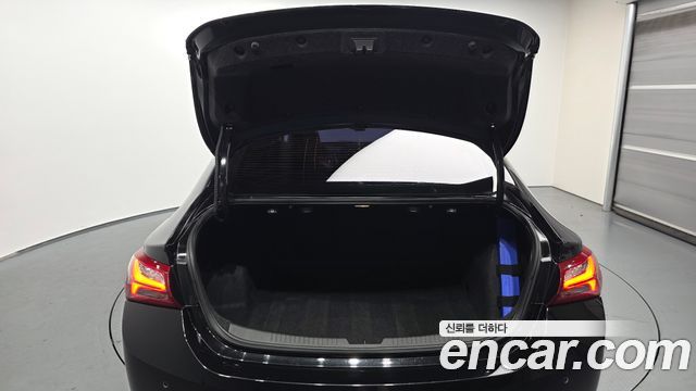 Chevrolet Malibu 2.0 Turbo Perfect Black 2019 — фото 20