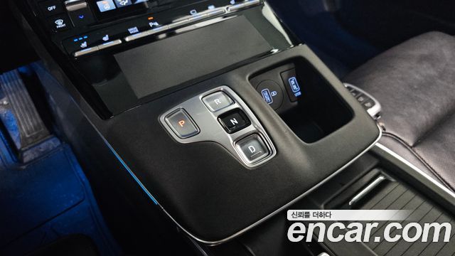Hyundai Grandeur (IG) 3.0 LPi (Taxi) Deluxe VIP Pack 2021 — фото 9