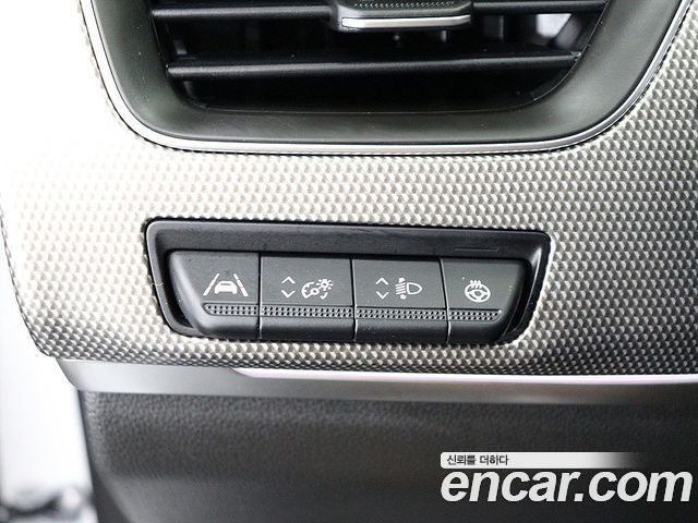 Renault Korea XM3 1.6 GTe Inspire 2024 — фото 15