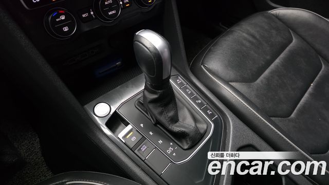 Volkswagen Tiguan (II) 2.0 TDI Prestige 2020 — фото 9