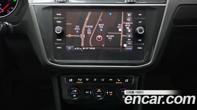 Volkswagen Tiguan (II) 2.0 TDI Prestige 2020 — фото 19