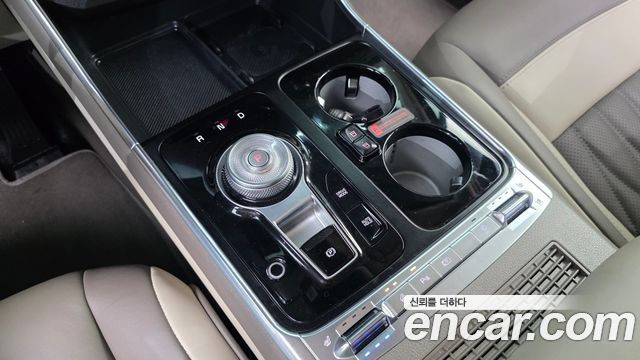 Kia Carnival (IV) Gasoline 9-Seater Hi Limousine (7-seater Limousine(Special vehicle) 2024 — фото 9