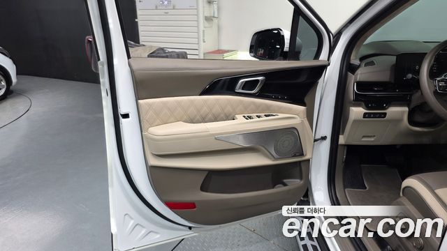 Kia Carnival (IV) Gasoline 9-Seater Hi Limousine (7-seater Limousine(Special vehicle) 2024 — фото 24