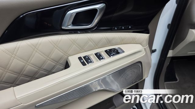 Kia Carnival (IV) Gasoline 9-Seater Hi Limousine (7-seater Limousine(Special vehicle) 2024 — фото 29