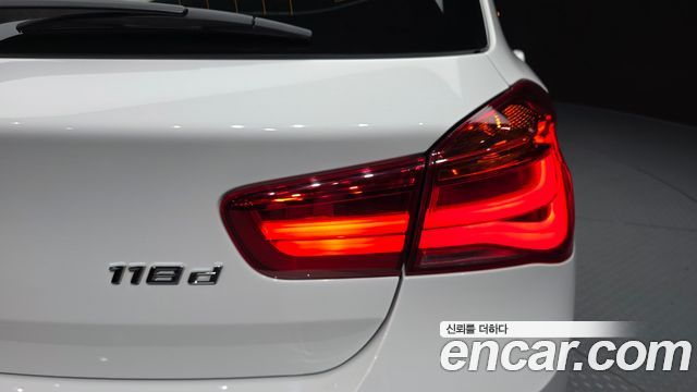BMW 1 Series (F20) 118d Sport Special Edition 5Door 2019 — фото 23
