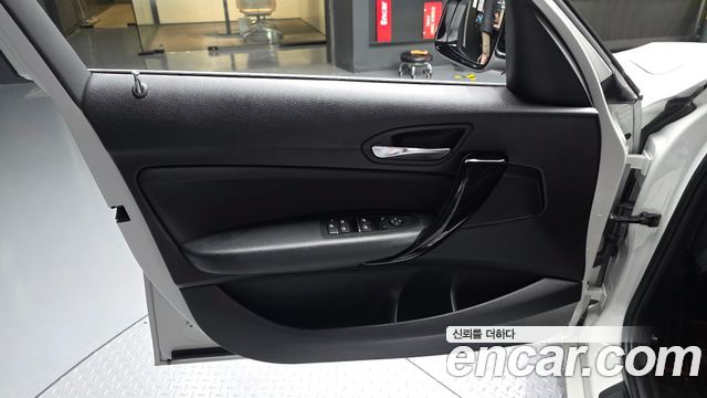 BMW 1 Series (F20) 118d Sport Special Edition 5Door 2019 — фото 24