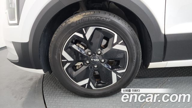 Kia Niro EV Air 2023 — фото 5