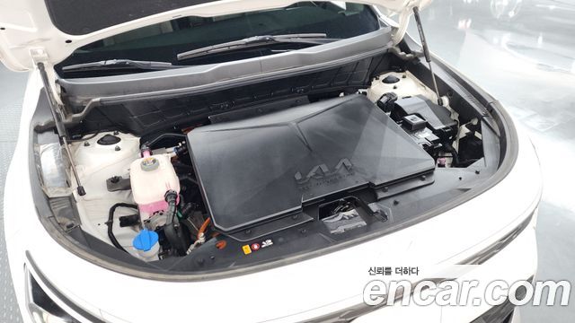 Kia Niro EV Air 2023 — фото 6