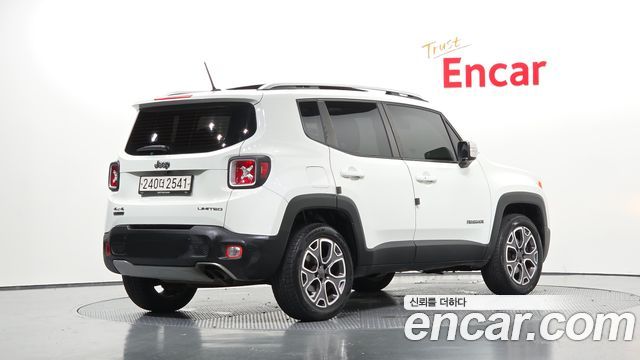 Jeep Renegade 2.0 Diesel Limited AWD 2015 — фото 2