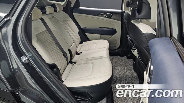 Kia Sportage (V) LPG 2.0 2WD Signature 2023 — фото 11