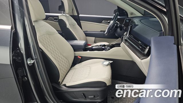 Kia Sportage (V) LPG 2.0 2WD Signature 2023 — фото 26