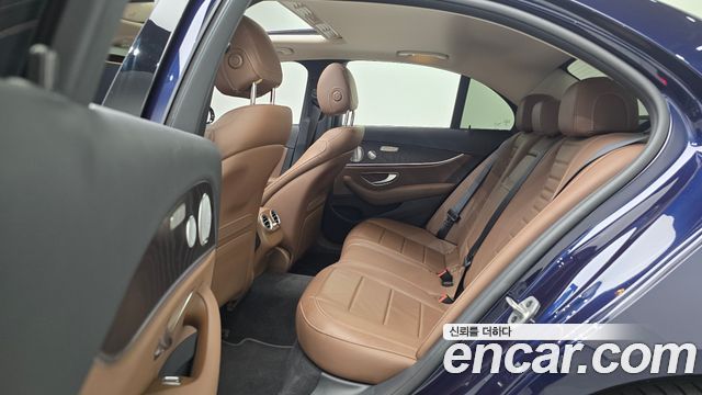 Mercedes-Benz E-Class (W213) E300 Avantgarde 2020 — фото 12