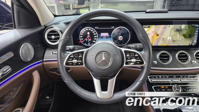Mercedes-Benz E-Class (W213) E300 Avantgarde 2020 — фото 13