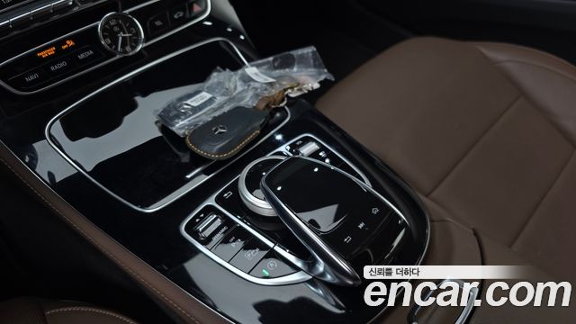 Mercedes-Benz E-Class (W213) E300 Avantgarde 2020 — фото 17