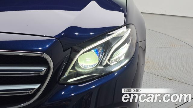 Mercedes-Benz E-Class (W213) E300 Avantgarde 2020 — фото 22