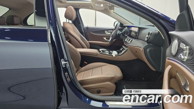 Mercedes-Benz E-Class (W213) E300 Avantgarde 2020 — фото 26