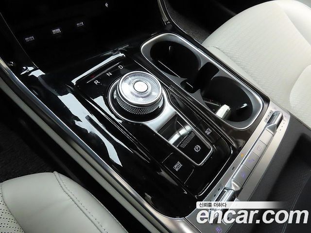 Kia Carnival (IV) Gasoline 7-Seater Signature 2023 — фото 10