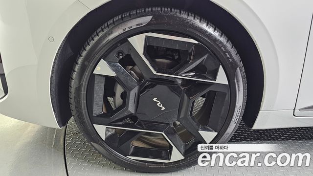 Kia K8 2.5 Gasoline 2WD Signature 2026 — фото 5