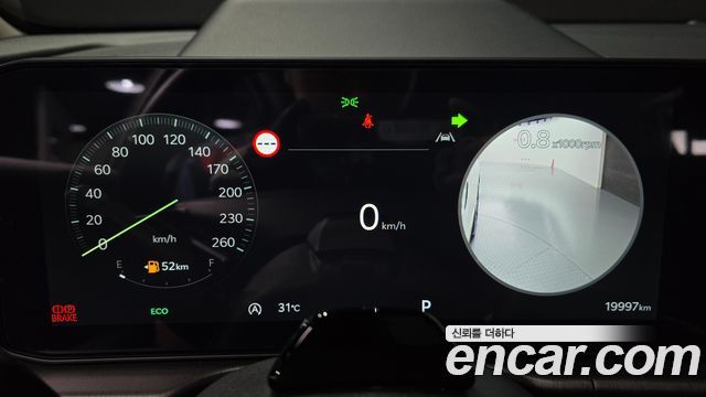 Kia Sportage (V) Gasoline 1.6 Turbo 2WD Signature 2025 — фото 8