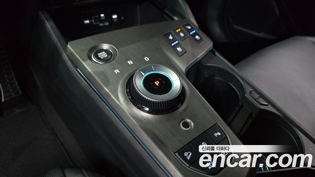Kia Sportage (V) Gasoline 1.6 Turbo 2WD Signature 2025 — фото 9