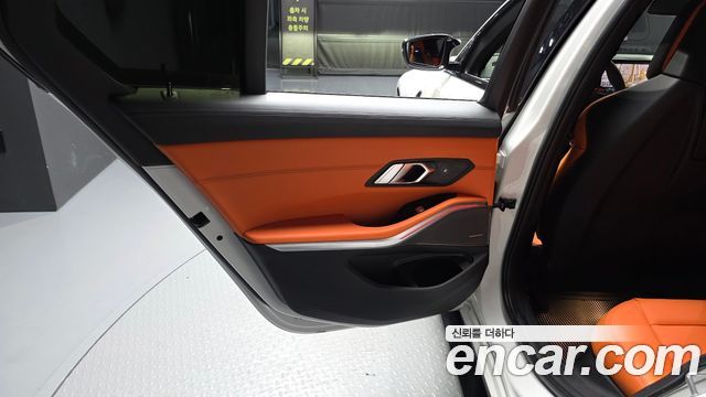 BMW M3 (G80) M3 Sedan Competition M xDrive 2024 — фото 24