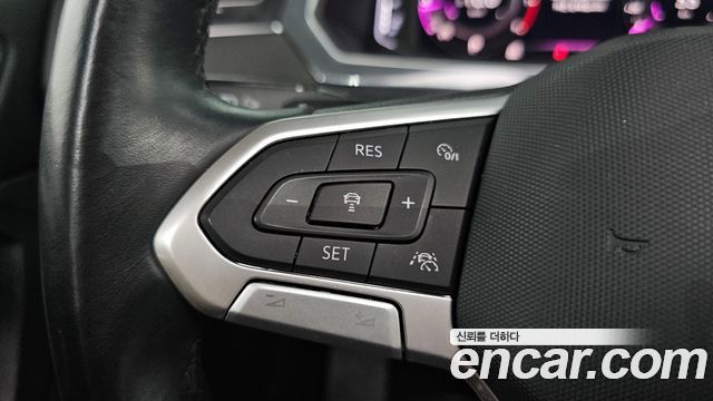Volkswagen Tiguan Allspace 2.0 TSI Prestige 2023 — фото 17