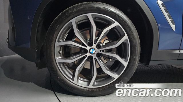 BMW X4 (G02) xDrive20i xLine 2025 — фото 5
