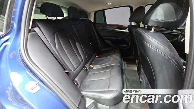 BMW X4 (G02) xDrive20i xLine 2025 — фото 26