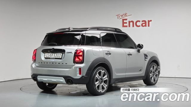 MINI Cooper S Countryman ALL4 Classic 2nd 2024 — фото 2
