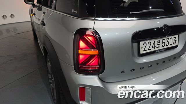 MINI Cooper S Countryman ALL4 Classic 2nd 2024 — фото 23