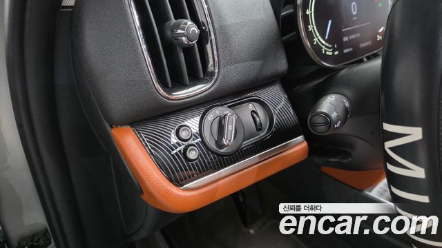 MINI Cooper S Countryman ALL4 Classic 2nd 2024 — фото 28