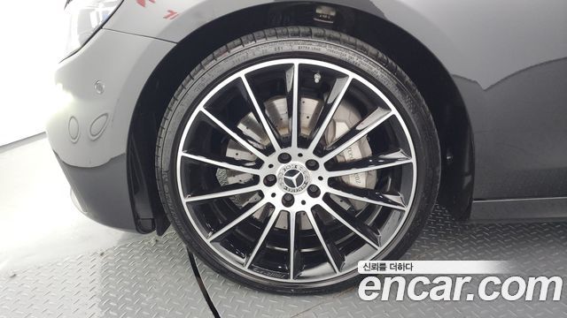 Mercedes-Benz E-Class (W213) E350 4MATIC AMG Line 2023 — фото 5