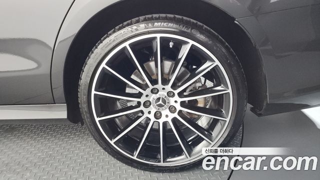 Mercedes-Benz E-Class (W213) E350 4MATIC AMG Line 2023 — фото 21