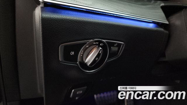 Mercedes-Benz E-Class (W213) E350 4MATIC AMG Line 2023 — фото 30