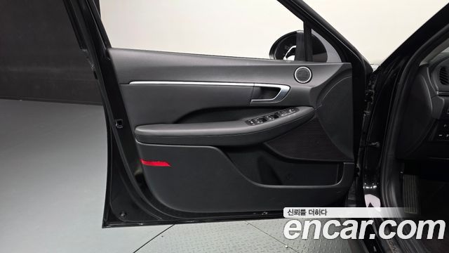 Hyundai Sonata (DN8) 2.0 Premium 2021 — фото 24