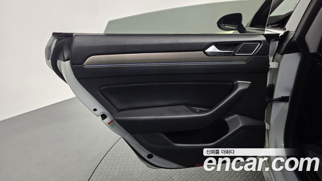 Volkswagen Arteon 2.0 TDI Prestige 2019 — фото 25