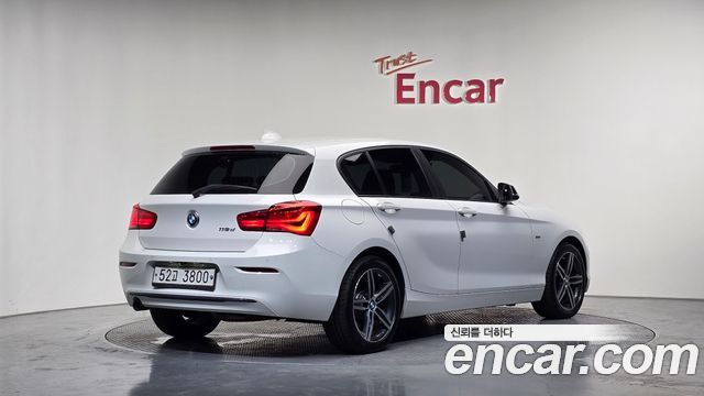 BMW 1 Series (F20) 118d Sport 5Door 2018 — фото 2