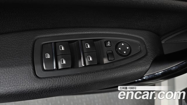 BMW 1 Series (F20) 118d Sport 5Door 2018 — фото 24