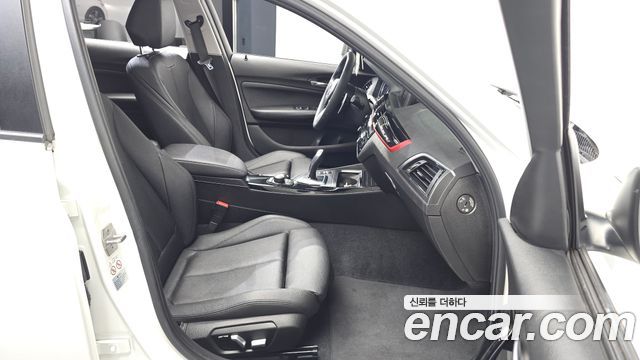 BMW 1 Series (F20) 118d Sport 5Door 2018 — фото 32