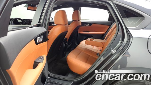 Kia K3 (II) 1.6 Prestige 2024 — фото 15