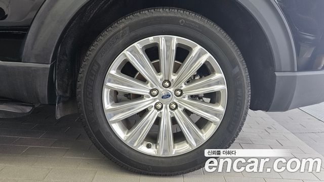 Ford Explorer (VI) 2.3 LimIted 4WD 2020 — фото 5
