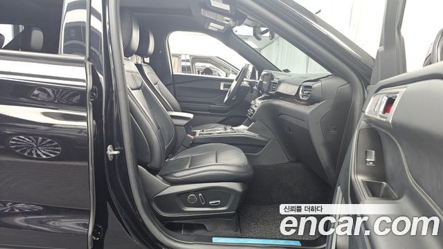 Ford Explorer (VI) 2.3 LimIted 4WD 2020 — фото 11